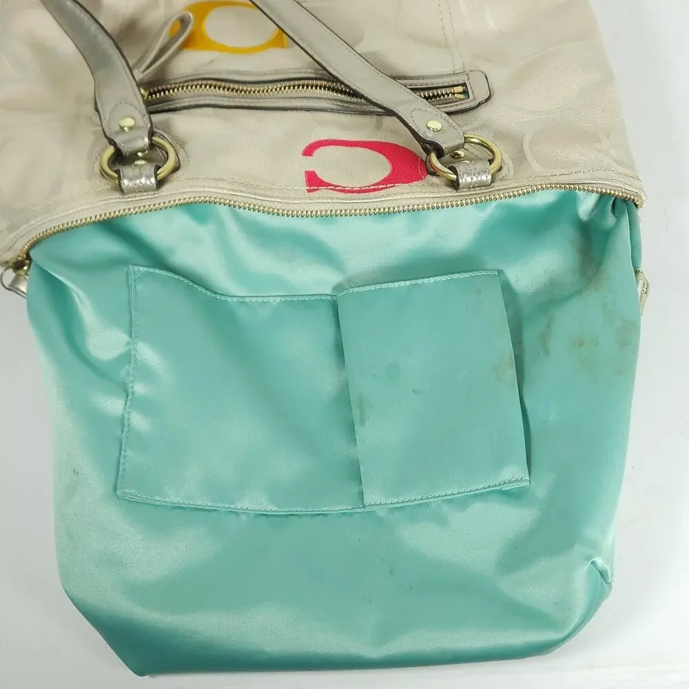 Coach vtg poppy